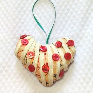 Hand Crafted Heart Ornament for the Christmas holiday season or for all year!❤️